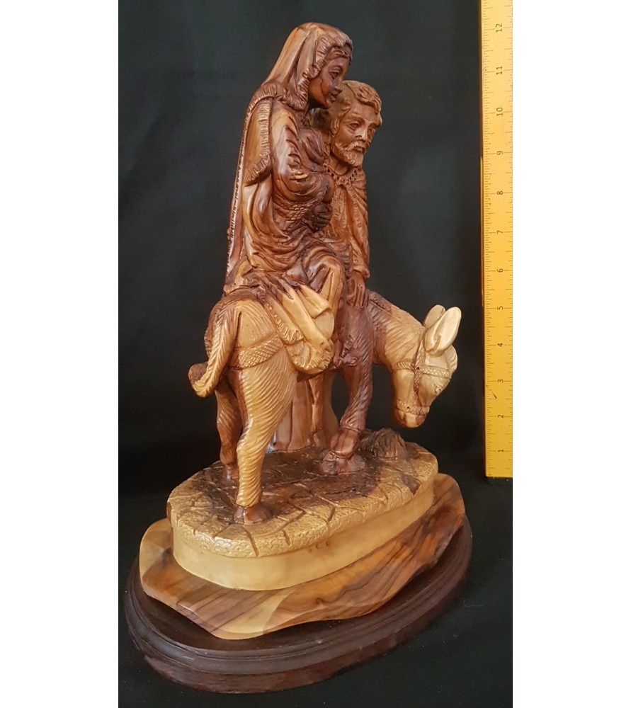 Christmas Tree 'Flight to Egypt in a Heart' Olive Wood Decorations